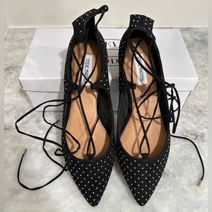 Steve Madden Lecrew-S Black with Studs NIB